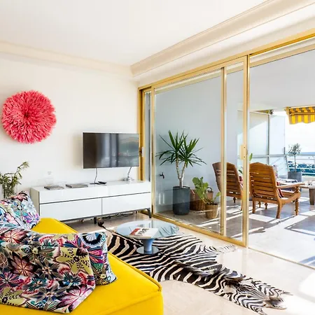 2-br In High Residential Apartment